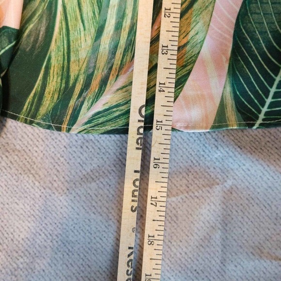 Show Me Your Mumu Womens Tank Top Halter Blouse Large Crop Pink Hawaiian Print - Picture 10 of 11